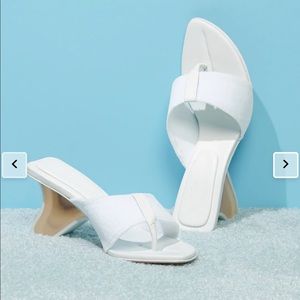 Frankie’s bikinis surfin heeled sandal NWT